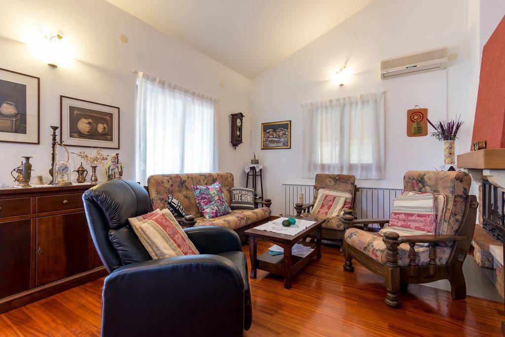 Hacienda Rosemary Villa Muntic ภายนอก รูปภาพ