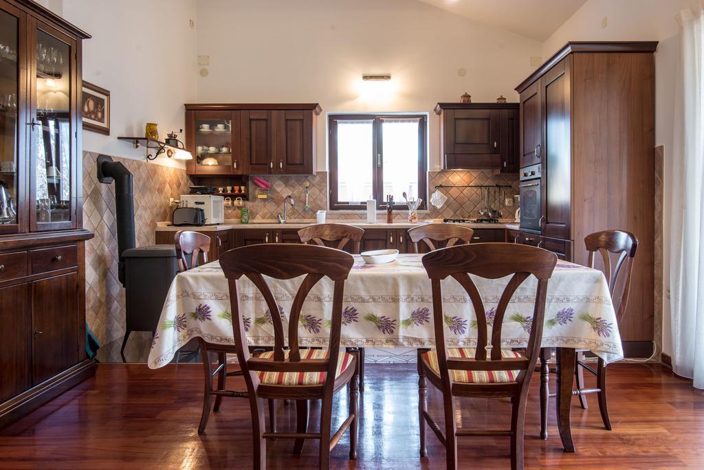 Hacienda Rosemary Villa Muntic ภายนอก รูปภาพ