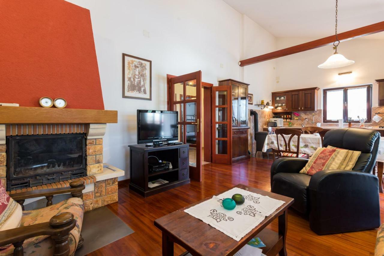Hacienda Rosemary Villa Muntic ภายนอก รูปภาพ