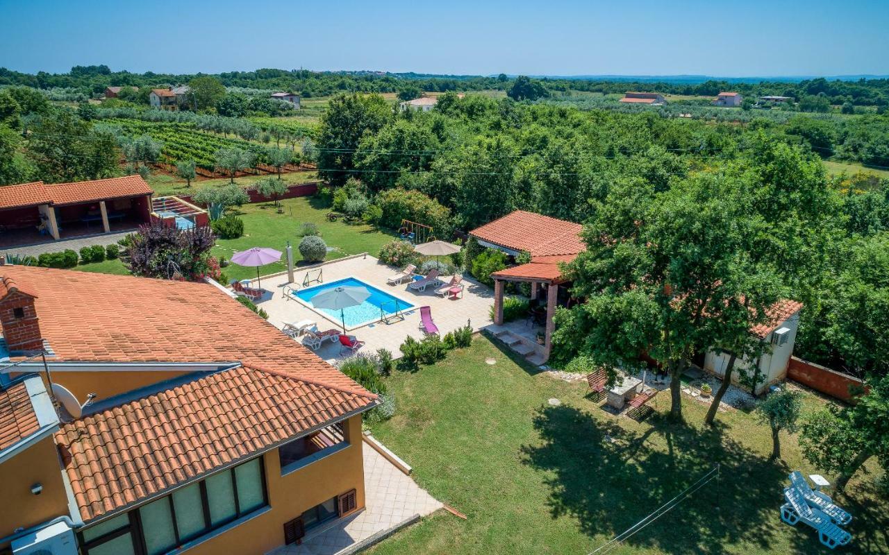 Hacienda Rosemary Villa Muntic ภายนอก รูปภาพ