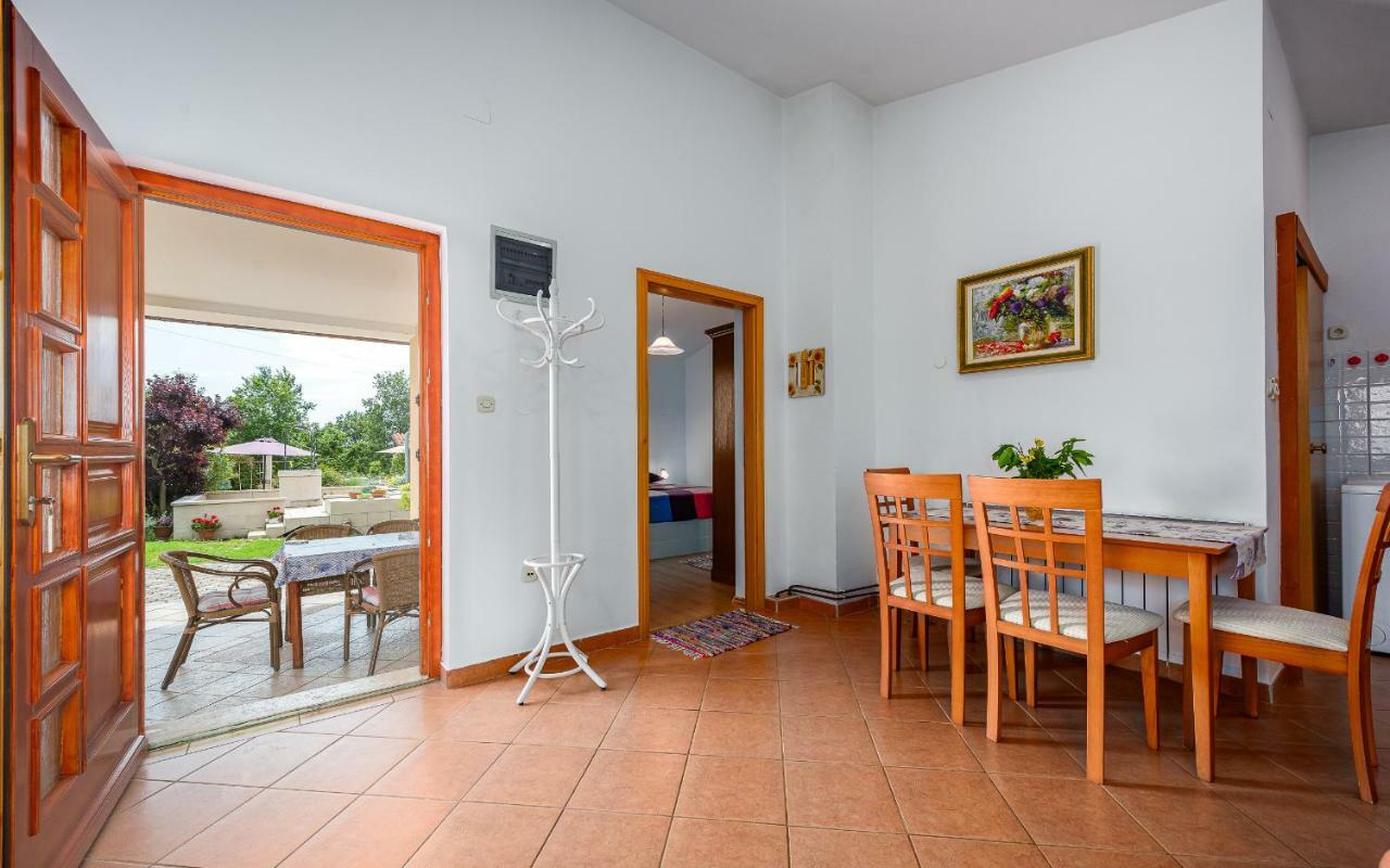 Hacienda Rosemary Villa Muntic ภายนอก รูปภาพ