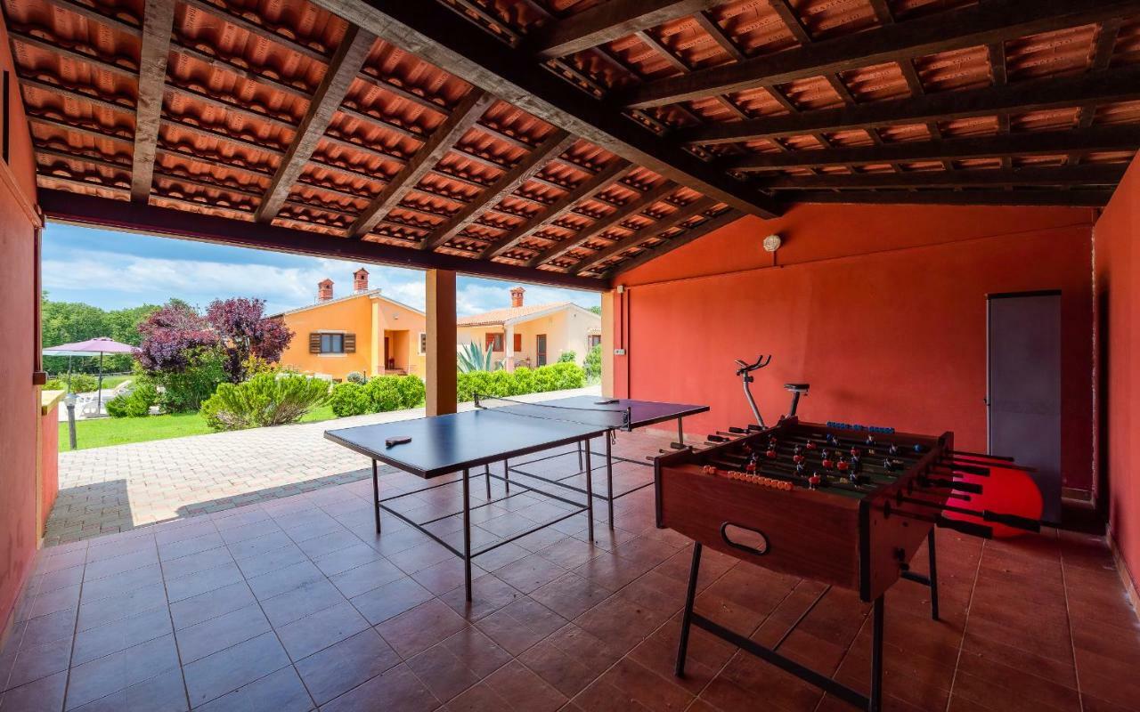 Hacienda Rosemary Villa Muntic ภายนอก รูปภาพ